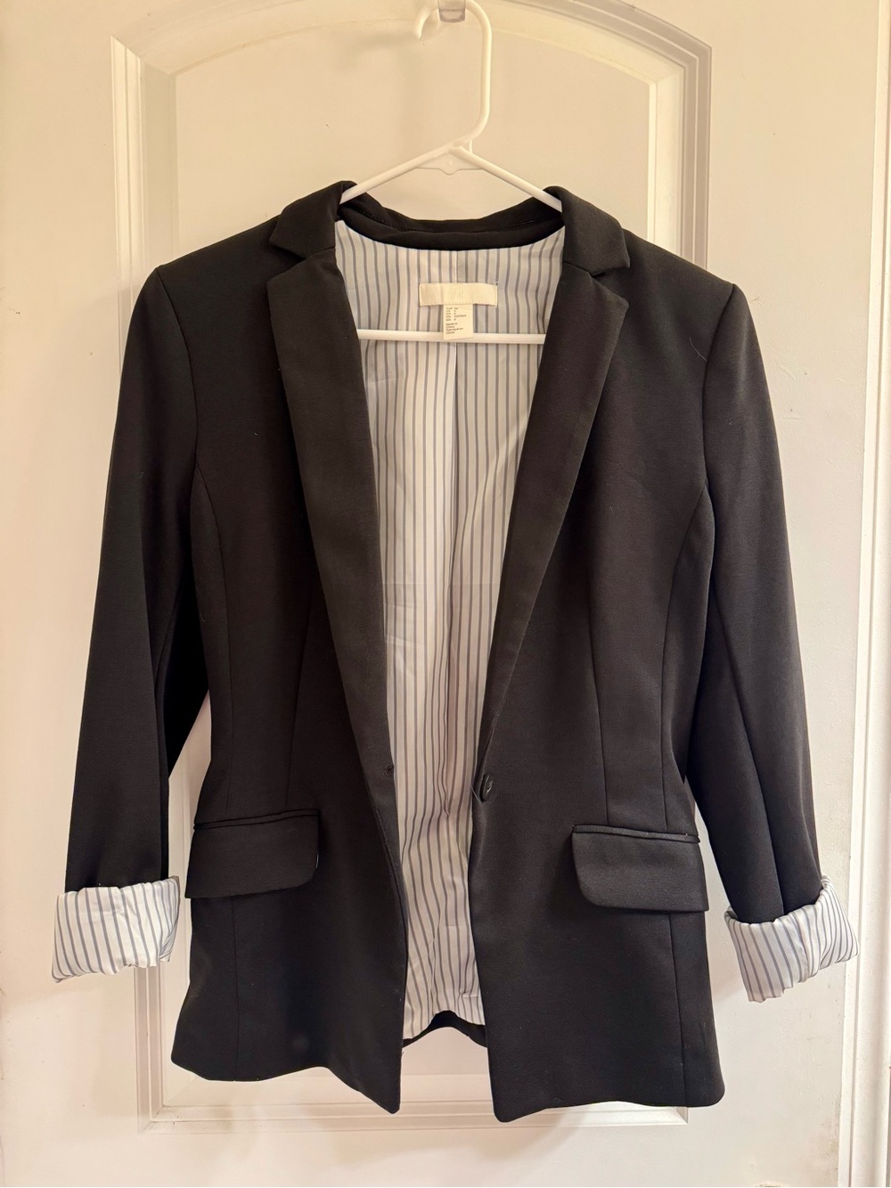 H&M Black Tailored Blazer Size 6 Striped Cuff Lining Workwear Jacket